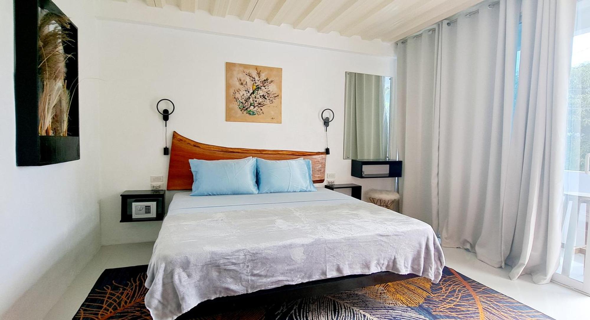 Bougainvillea Guesthouse サンフアン エクステリア 写真