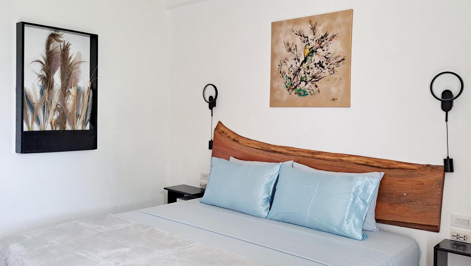 Bougainvillea Guesthouse サンフアン エクステリア 写真