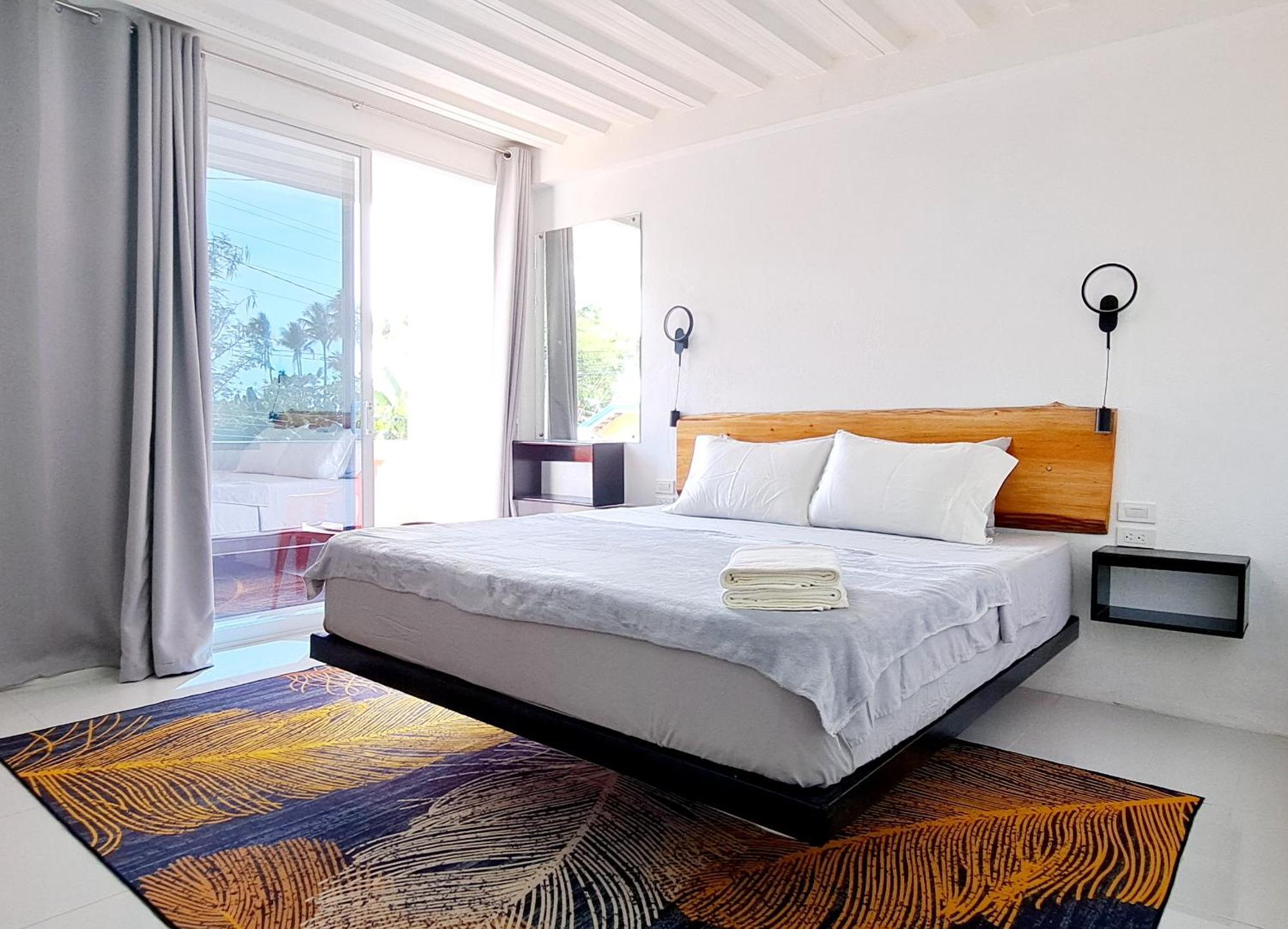 Bougainvillea Guesthouse サンフアン エクステリア 写真