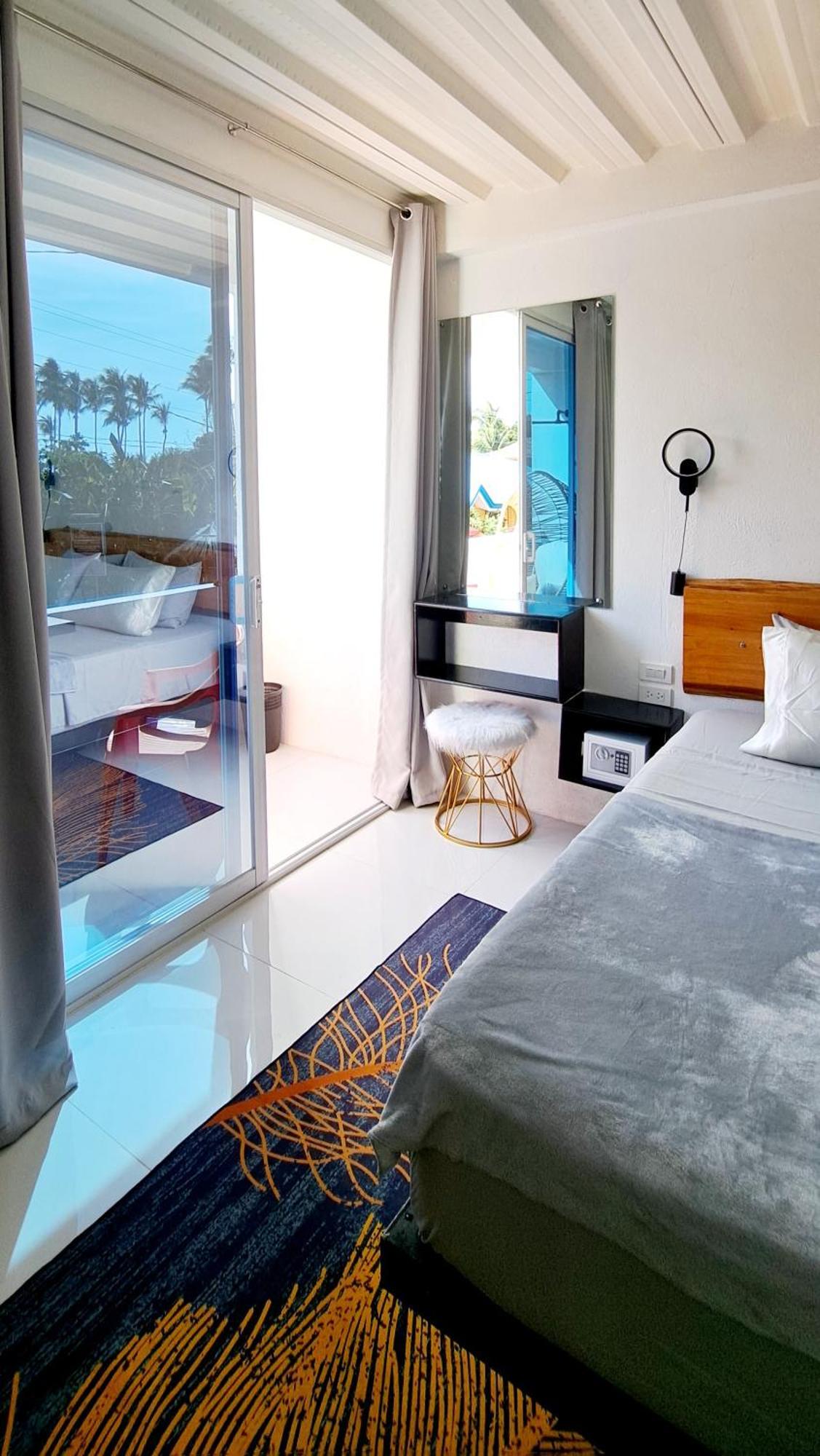 Bougainvillea Guesthouse サンフアン エクステリア 写真
