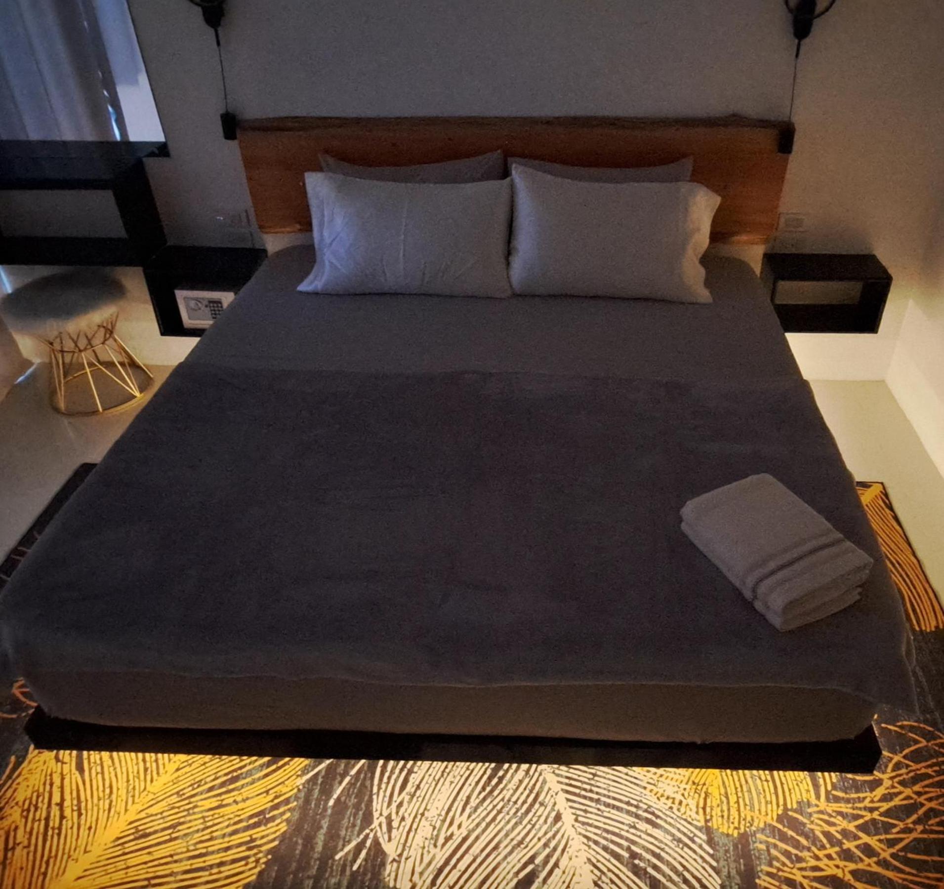 Bougainvillea Guesthouse サンフアン エクステリア 写真